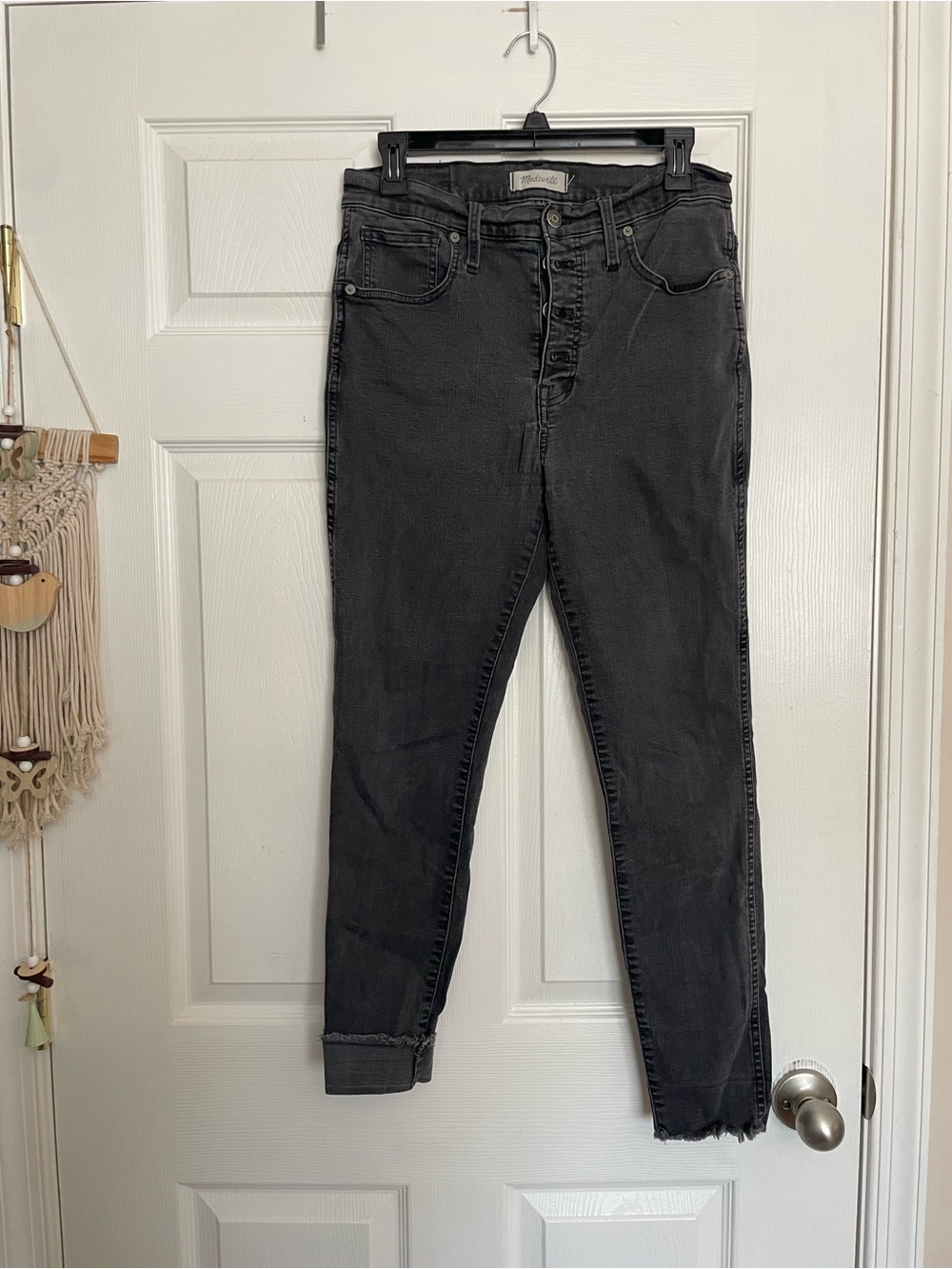 Madewell Women’s size 30 Black Skinny 10” High-Rise Skinny Button-up Jeans